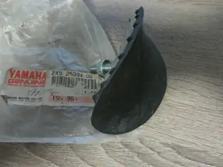 Yamaha Reifenwulst Abstandhalterhinten XT600 XT600Z Tenere TT600 YZ250 YZ400 YZ465 YZ490 IT250 2X5-25394-00 Original NOS