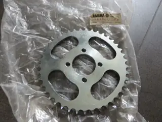 Yamaha Kettenrad 41 Zähne DT80 MXS Rear Sprocket 5T8-F5441-00 Original NEU