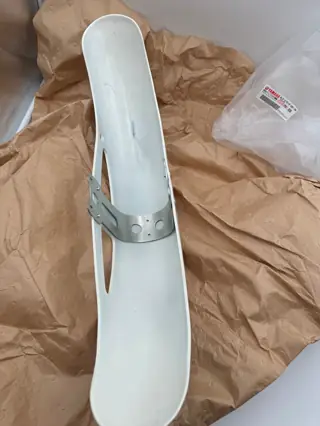 YAMAHA RD250LC RD350LC 4L0 KOTFLÜGEL VORNE FRONT FENDER 4L0-21510-00-36 ORIGINAL NEU – Foto 3