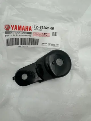YAMAHA XT500 BLINKERHALTER LINKS HINTEN STAY FLASHER REAR L.H 1T2-83368-00 ORIGINAL NEU