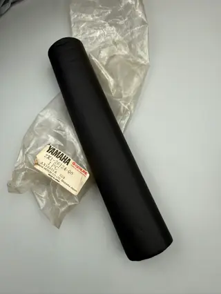 YAMAHA PRALLSCHUTZ LENKER SCHUTZ, PROTECTOR  DT50MX XT500 DT80LC 2X1-26124-00 ORIGINAL NEU