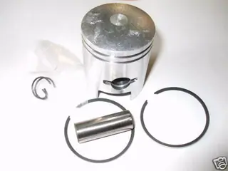Suzuki Kolben Kolbensatz Kolbenkit RV50 RV 50 komplett