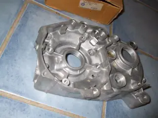 Yamaha LB 80 Bop Kurbelgehäuse Motorgehäuse links NEU