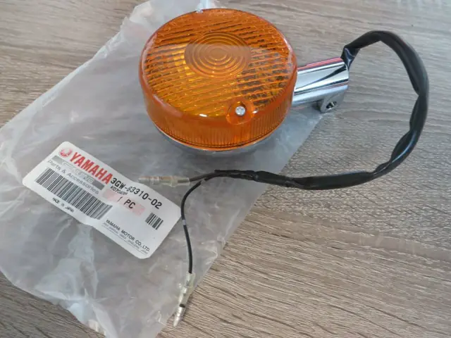 Yamaha Blinker vorne SR500 XV500 XV535 Virago front flasher NEU