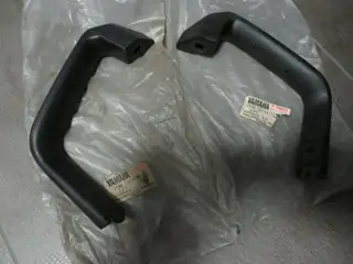 Yamaha Aufbockhilfe Griffe XS400 12E DOHC rear stay Original NOS