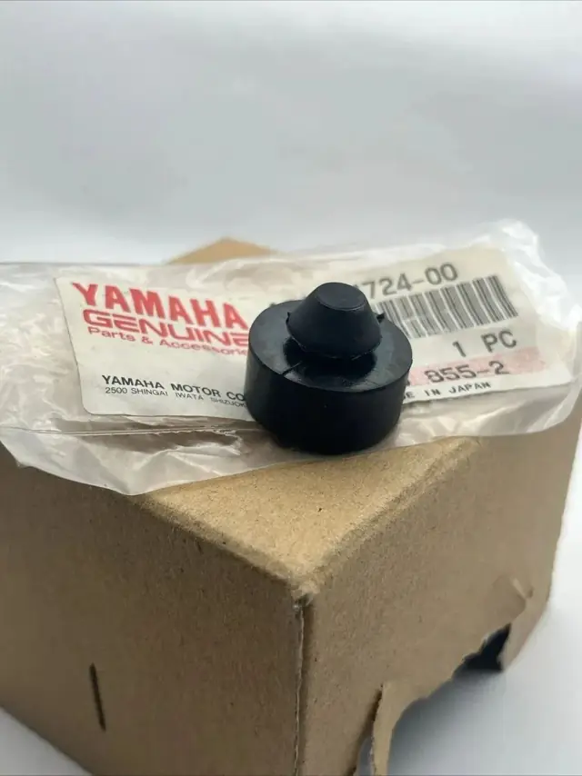 Yamaha Dampfer, Sitz Xv535s Fzs1000 Xt225 Vmax1200 Xv250s Damper, Seat – 18A-24724-00