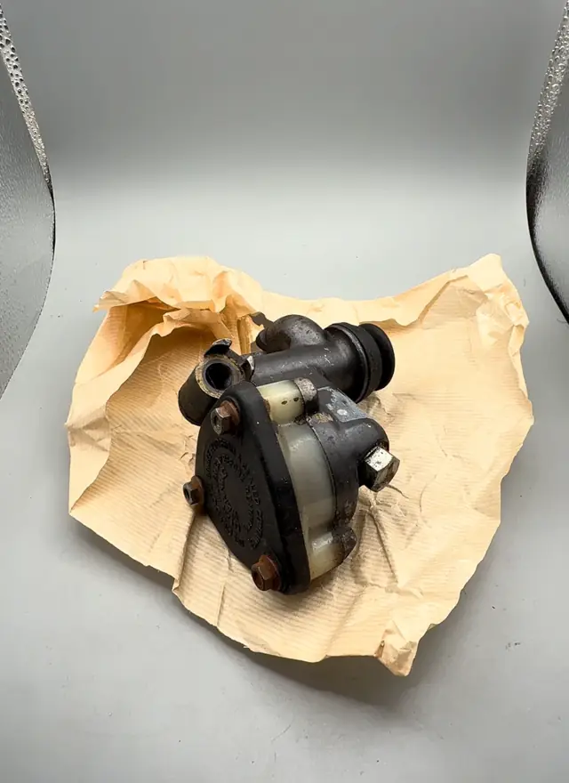 Yamaha Hintere Hauptbremszylinderbaugruppe Rear Master Cylinder Assy für XS750, XS850 – 1J7-25850-52