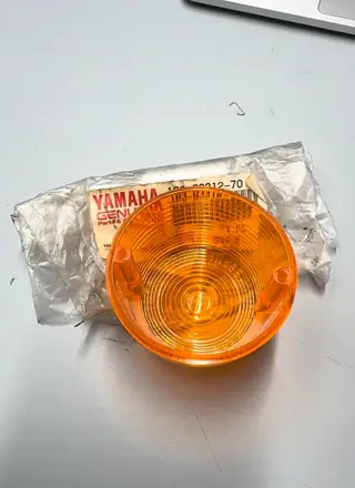 Yamaha Blinkerglas / Lens Flasher für AT1C AT1MX CT1C, AT3 CT3, CS3B, CT1C, CT3, DS6C – 183-83312-70 – Foto 3