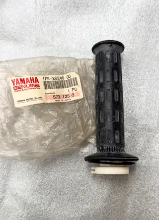 Yamaha Griff komplett für V-MAX 1200, V-MAX 1200 CA, VIRAGO 1100, VIRAGO 1100 CA – 1FK-26240-00