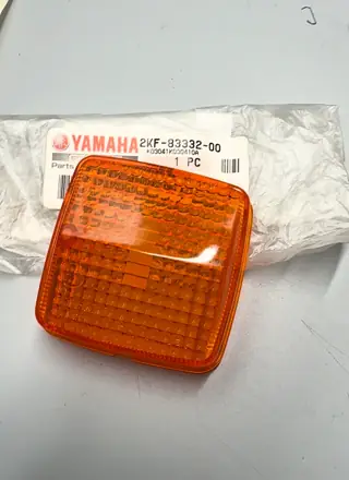 Yamaha Schutzglas blinker / Lens Flasher für DT125MX, DT125R, DT125RE, DT175, DT200R – 2KF-83332-00