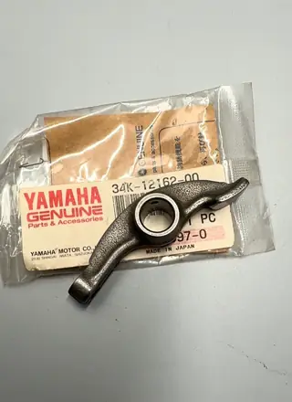 Yamaha Kipphebel für SRX400, SRX600, SRX600 CA, TT600, TT600E, TT600R, TT600RE, XT550 – 34K-12162-00