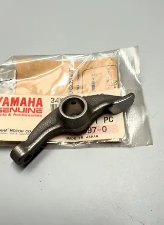 Yamaha Kipphebel für SRX400, SRX600, SRX600 CA, TT600, TT600E, TT600R, TT600RE, XT550 – 34K-12162-00 – Foto 2