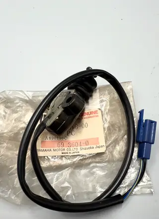 Yamaha Seitenständerschalter / Side Stand Switch für FZR400, FZR400 CA, FZR500 – 3FH-82566-00 – Foto 3