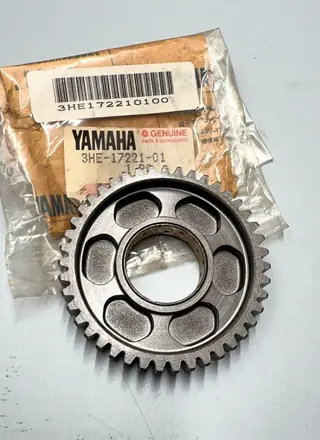 Yamaha Zahnrad, 2. Gang / Gear 2nd wheel für FZR500, FZR600, FZR600 CA – 3HE-17221-01 – Foto 2