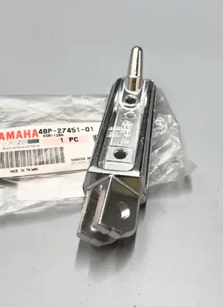 Yamaha Fußraste für DIVERSION, SECA II, SECA II CA, TDR125, XJ600 DIVERSION, XJ600N – 4BP-27451-01 – Foto 3
