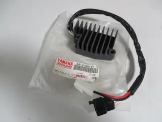 Yamaha Gleichrichter Regler VMX1200 VMX-12 Vmax voltage regulator 3JP-81960-01 Original NEU