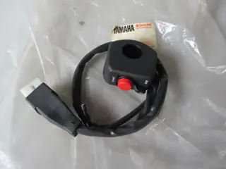 Yamaha Lenkerschalter rechts TZR125 R Belgarda RH handle Switch 4DL-H3975-00 Original NEU