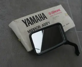 Yamaha Rückspiegel links XJ900 XV1000 SE Virago Back Mirror 5G2-26290-11 Original Neu