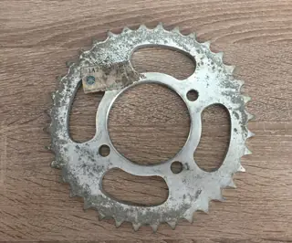 Yamaha Kettenrad RD250 1976 rear Sprocket Driven 36 Zähne 1A2-25436-20 Original NOS