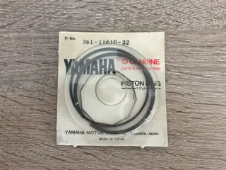 Yamaha Kolbenringe RD250 (73-75) Übermaß 0,50 mm Piston Rings 361-11610-22 Original Neu