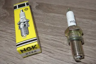 Yamaha Zündkerze NGK D7EA YFB250 BMW K75 K100 Honda XR200
