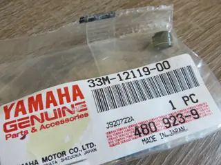 Yamaha Ventilschaftdichtung XJ600 S/N YZ450 FJR1300 FZ750 FZR1000 YP400 Majesty 33M-12119-00