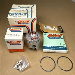 YAMAHA KOLBEN KIT 1.UEBERMASS PISTON ASSY (1STO/S) FS1 FS1DX FS1E FS50 ORIGINAL NEU