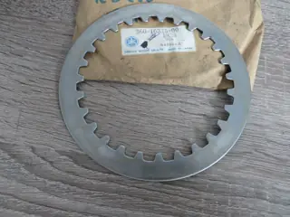 Yamaha Kupplung Stahlscheibe RD250 RD350 XT500 XT550 DS7 SR500 SZR660 SRX600 NOS