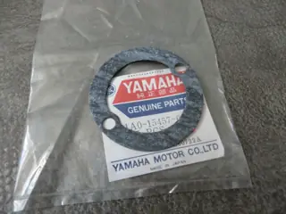 Yamaha Dichtung Motorgehäuse links RD250 RD400 gasket cap cover 1A0-15457-00 Original
