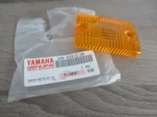 Yamaha Blinkerglas vorne DT80 LCII CW50 BW`S flasher lens 34N-83312-00 Original Neu