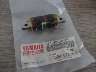 Yamaha Ladespule DT80 LC DT80 LCII Charge Coil 37A-85520-M1 Original NEU