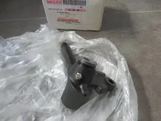 Yamaha Achsschenkel vorne links YFM80 YFM100 left steering knuckle 2FJ-23501-00 Original Neu