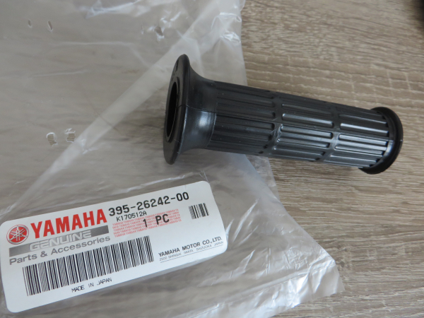 Yamaha Griffgummi rechts LB3-M LB3-80 Bop LB50 LB80 Chappy right handle grip 395-26242-00 395-26242-00 Original Ersatzteil –