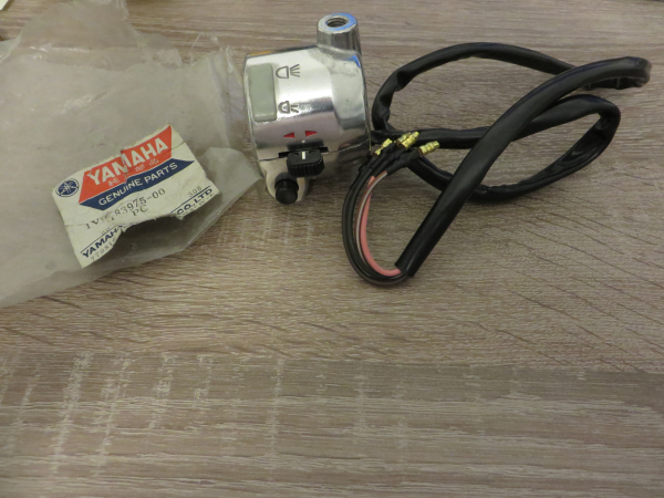 Yamaha Lenkerschalter links LB3-M Bop Handle Switch left Original NEU