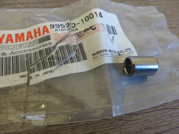 Yamaha Passstift Motordeckel LB50 LB80 Chappy LB3-M LB3-80 Bop Original 99530-10014 Genuine spare part – MG-Teileshop