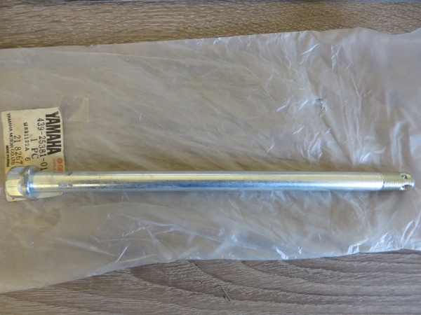 Yamaha Radachse hinten LB50 LB80 Chappy LB3-M LB3-80 Bop Original  Original Ersatzteil – MG-Teileshop