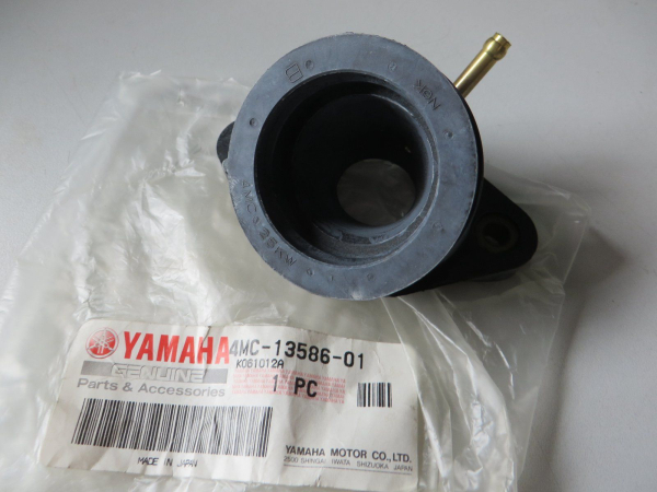 Yamaha 25KW Ansaugstutzen hinten XV535 Virago 4MC-13586-01 Original NEU 4MC-13586-01 4MC-13586-01 Original Ersatzteil – MG-Te