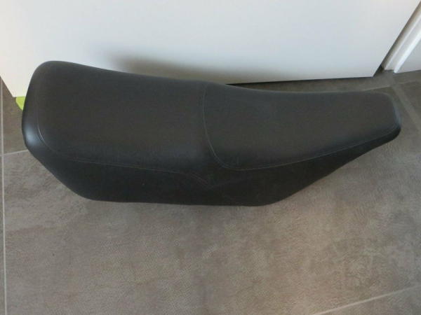 Yamaha Doppel Sitzbank für Sozius RD80 LC-S double seat Original  Original Ersatzteil – MG-Teileshop