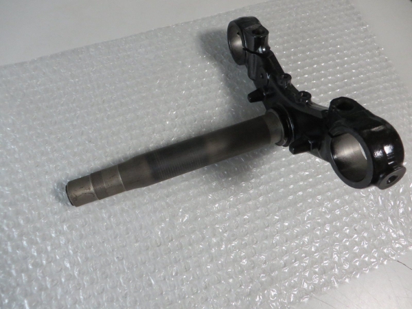 Yamaha Gabeljoch XJ550 fork under bracket Original NOS