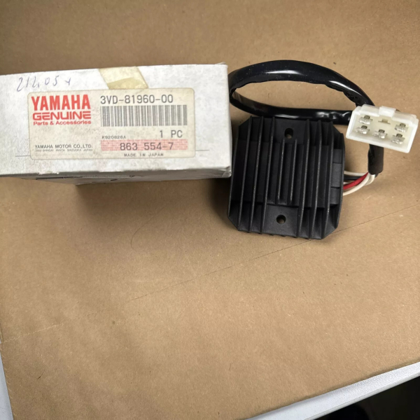 Yamaha GLEICHRICHTER SPANNUNGSR RECTIFIER REGULATOR ASSY YA TDM850 3VD-81960-01 ORIGINAL NOS 3VD-81960-00 3VD-81960-01 Origin