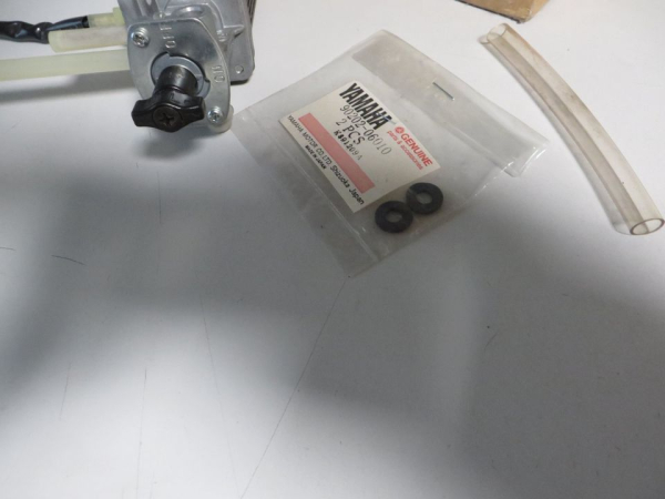 Yamaha Benzinhahn XV535 Virago fuel cock original NOS