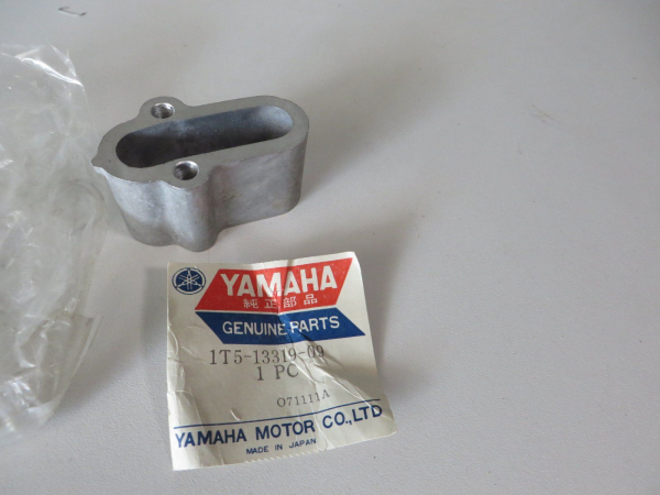 Yamaha Abstandhalter Ölpumpe XS750 (1977) spacer oil pump 1T5-13319-09 NEU 1T5-13319-09 Original Ersatzteil – MG-Teileshop