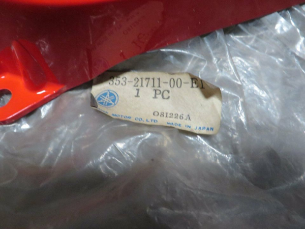 Yamaha Seitendeckel links RD50M RD50 DX side cover left NOS 353-21711-00-E1
