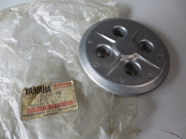 Yamaha Plate Pressure TY50M DT50M RD50M RD50 DX DT80 RD80 353-16351-00 ORIGINAL NEW 353-16351-00 Genuine spare part – MG-Teil