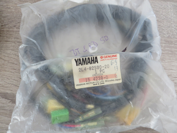 Yamaha Kabelbaum RD50M (1979-1984) wire harness 2L4-82590-20 Original NEU