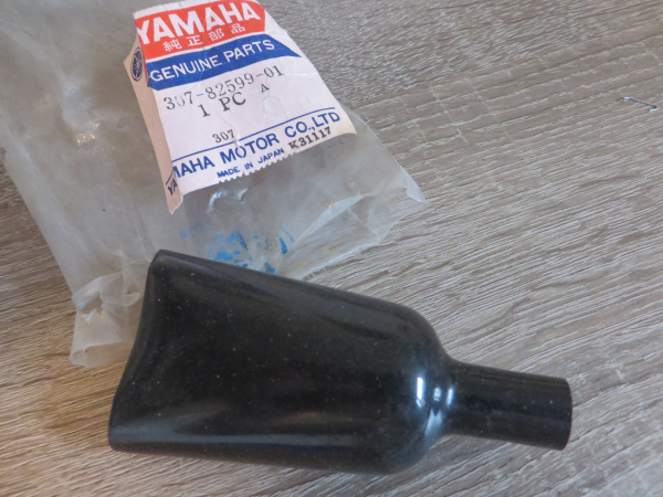 Yamaha Kabelbaum Steckerschutzhülle RD125 DT175 DT250 DT360 DT400 connector cover 307-82599-01 NOS 307-82599-01 Original Ersa