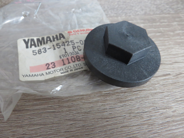 Yamaha Verschluss Stopfen für Zündkontrolle XT500 TT500 cover generator 583-15425-00 Original 583-15425-00 Original Ersatztei