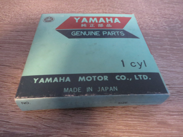 Yamaha Kolbenringe TX750 Übermaß +0.25 mm piston rings 341-11610-11 Original 341-11610-11 341-11610-10 Original Ersatzteil –