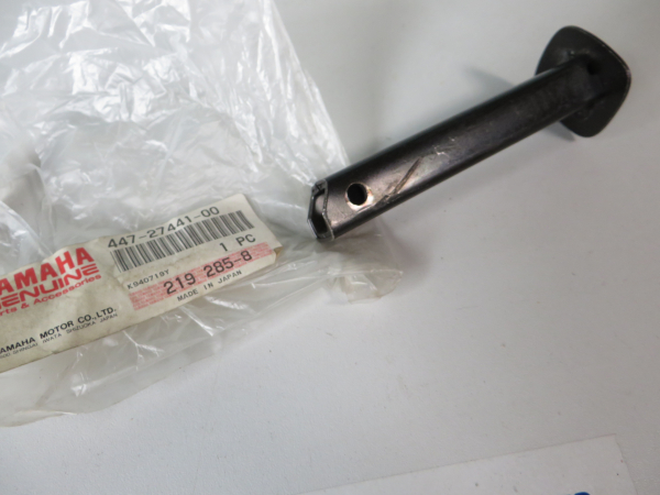 Yamaha Fussraste Fußraste hinten rechts SR500 XS250 XS400 XS500 XS650 XS750 XS850 XS1100 XJ650 NEW