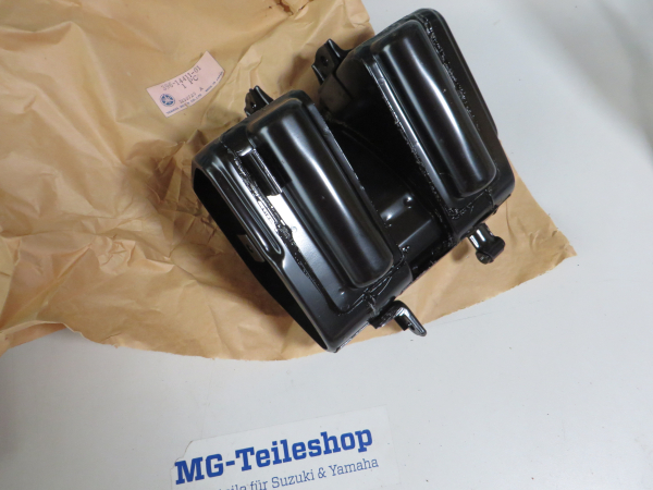 Yamaha RD125 AS3 RD125 DX air cleaner case 396-14411-01 Original NEU 396-14411-01 Genuine spare part – MG-Teileshop